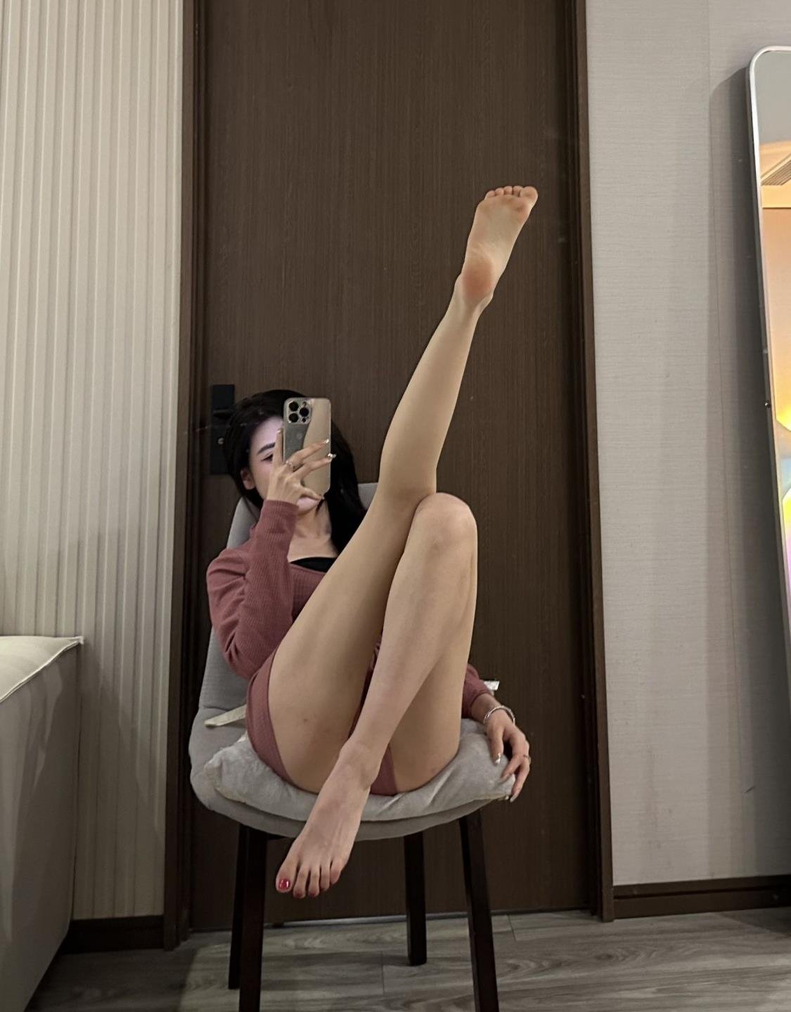 �������˵�Ů��ʦ2����