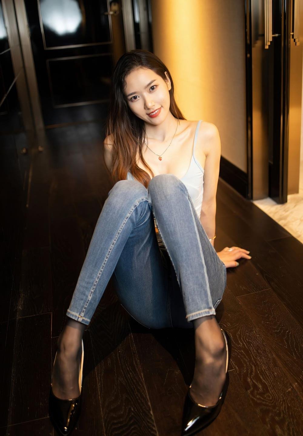 a��
