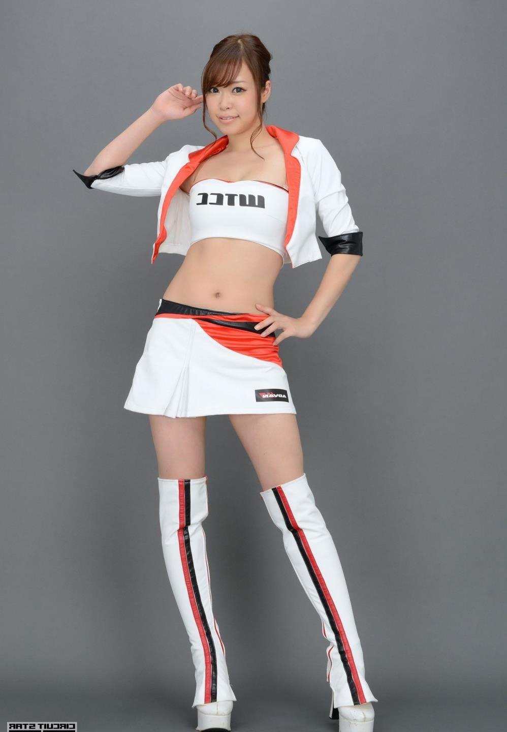 疯狂酒吧