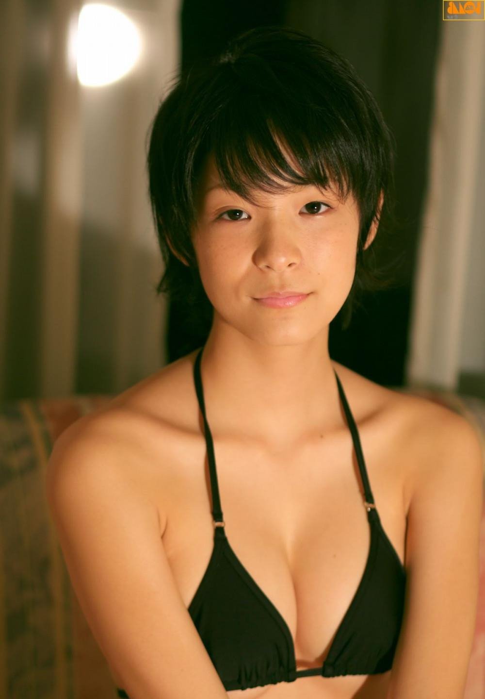 翁公咬着小娇乳H边走边欢A