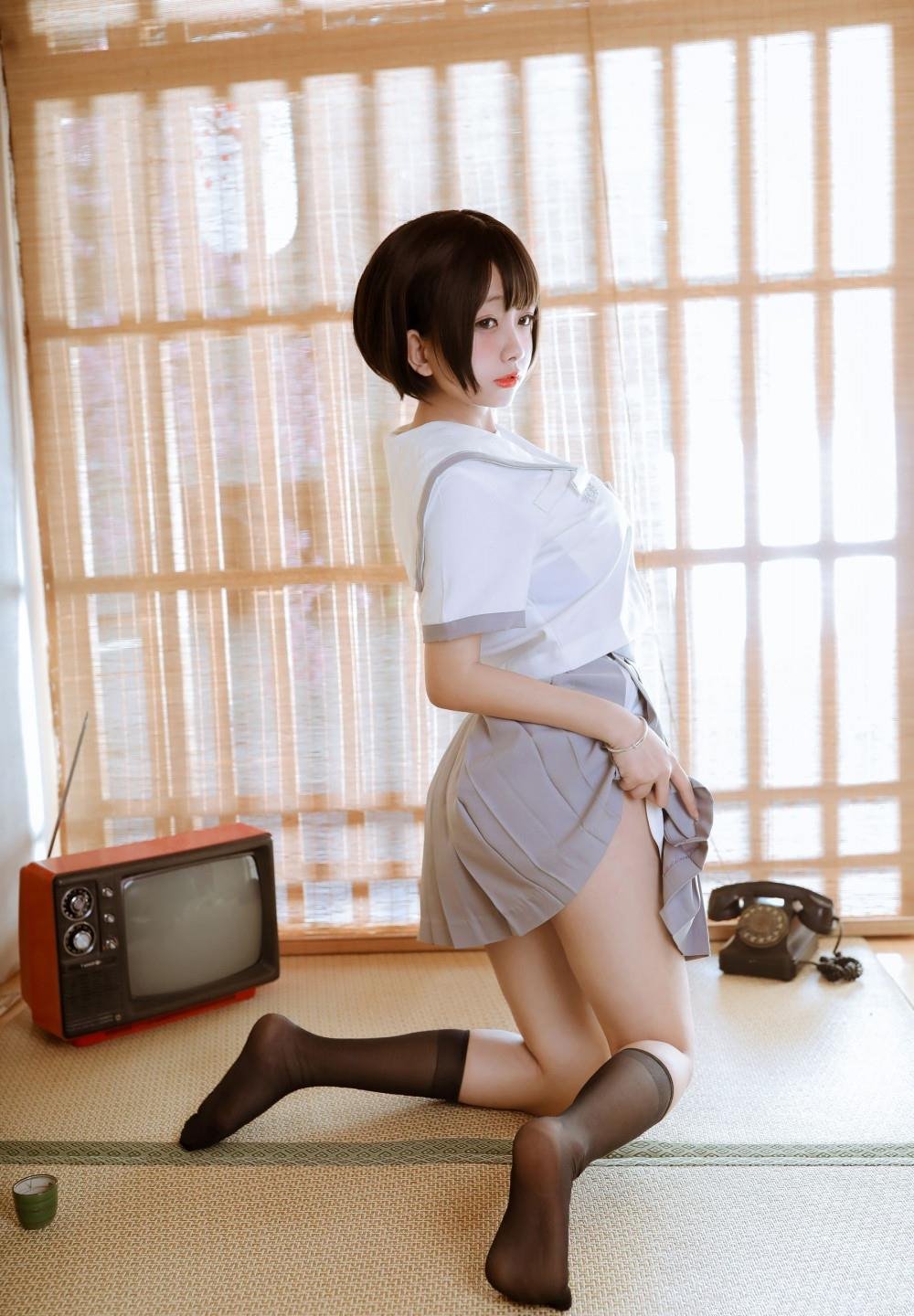 ���ű��߱�ײˮ����һ�ص���Ƶ