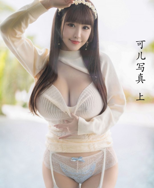 迪丽热巴身材比基尼