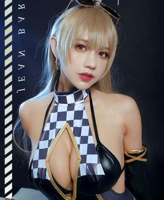 �����